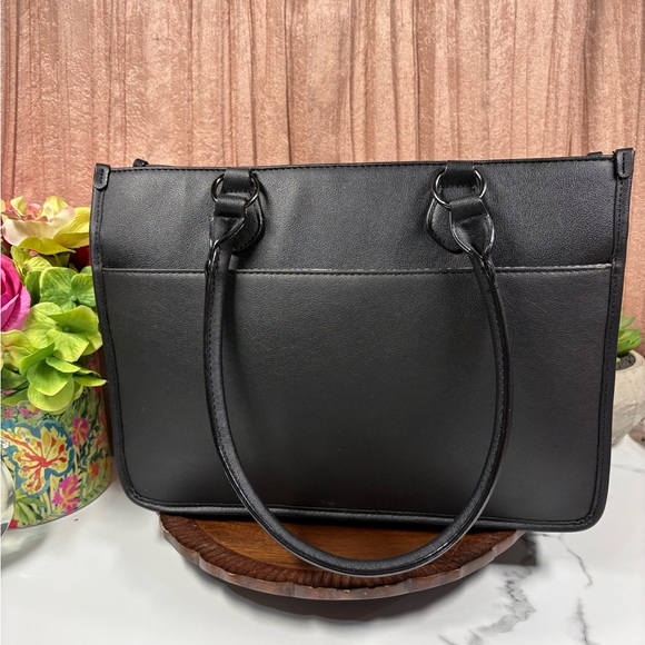 Juicy Couture Two-in-One Tote Purse Set. - Picture 3 of 12